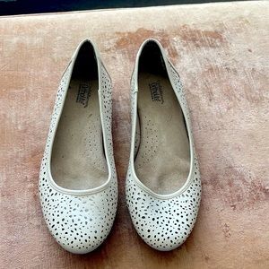 Comfortable flats